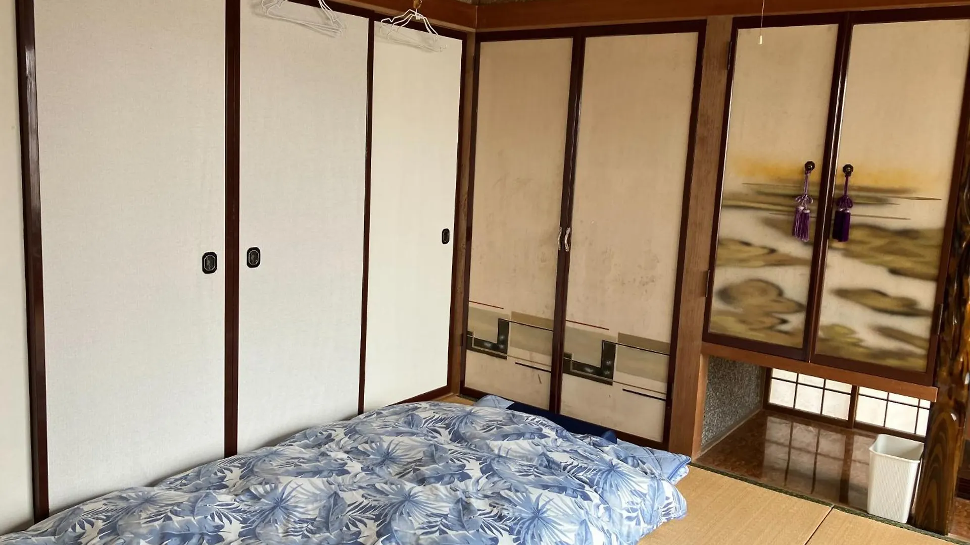 Guesthouse 貝飾りstay Oshamambe ゲストハウス