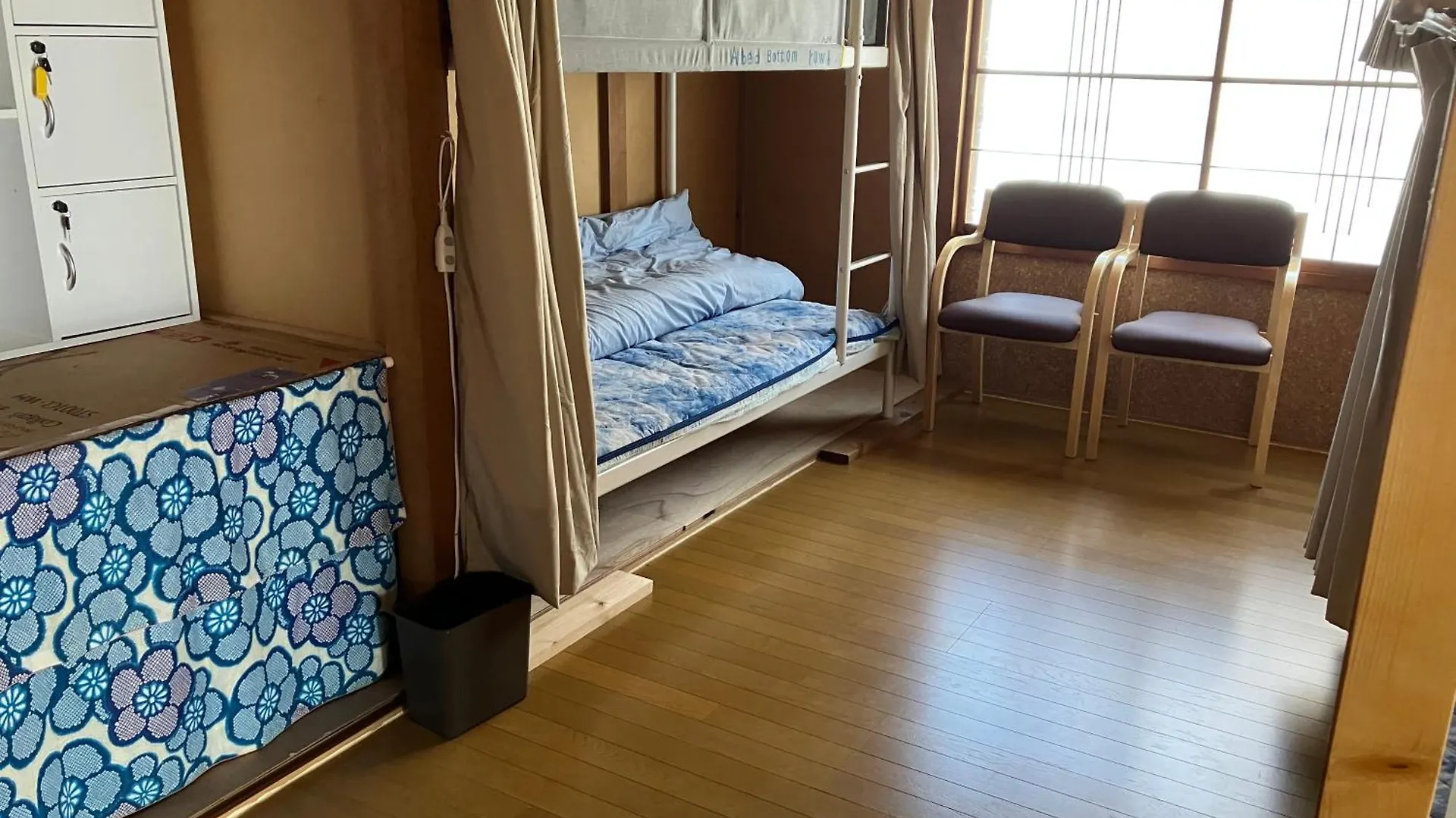 Guesthouse 貝飾りstay Oshamambe Guest house